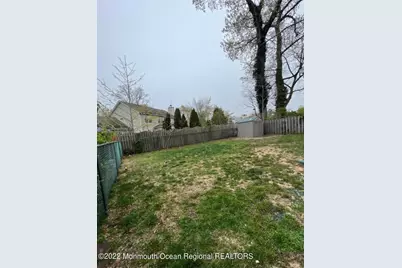 451 Harnell Avenue, Oakhurst, NJ 07755 - Photo 19