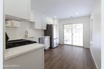 42 Pennsbury Way, East Brunswick Township, NJ 08816 - Photo 11