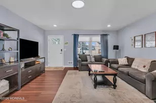 9 Ivy Pl, Howell Township, NJ 07731 - Photo 3