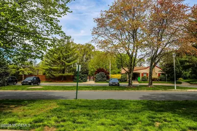 83 Bradford Court, Aberdeen Township, NJ 07747 - Photo 7