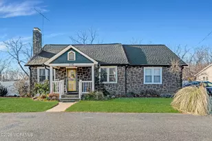 216 Wall St, Eatontown, NJ 07724 - Photo 13