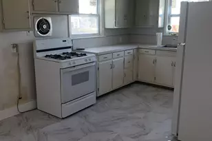 24 Glen Stewart Dr, Ewing Township, NJ 08618 - Photo 7