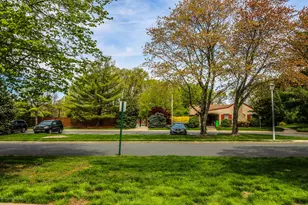 9 Amherst Ct, Aberdeen Township, NJ 07747 - Photo 31