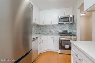 92 Reynolds Ct, Matawan, NJ 07747 - Photo 5