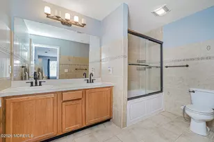 12 Oxford Ct, Englishtown, NJ 07726 - Photo 15