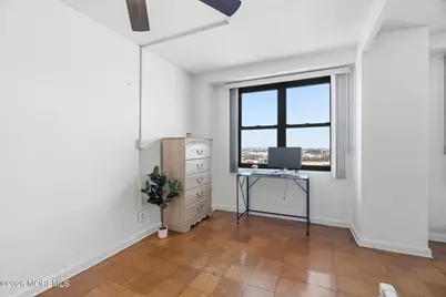 201 Saint Pauls Avenue #1516, Jersey City, NJ 07306 - Photo 15