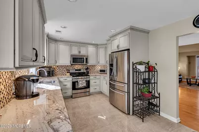 15 Walnut Court, Matawan, NJ 07747 - Photo 9