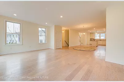 8 Raritan Cove, Keyport, NJ 07735 - Photo 3