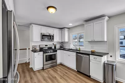 49 Flipper Avenue, Manahawkin, NJ 08050 - Photo 9