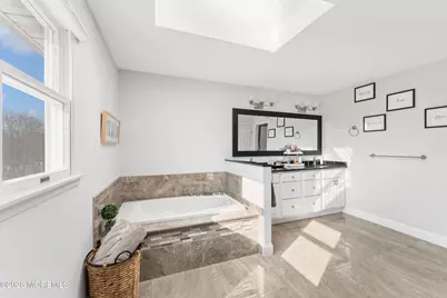 8 Tamar Court, Manalapan Township, NJ 07726 - Photo 17