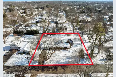 61 Westend Avenue, Shrewsbury, NJ 07702 - Photo 3