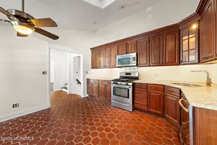 61 Westend Ave, Shrewsbury, NJ 07702 - Photo 17