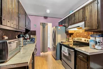 160 Cross Slope Court #J, Manalapan Township, NJ 07726 - Photo 5