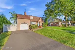 3 Cypress Ave, Oakhurst, NJ 07755 - Photo 3