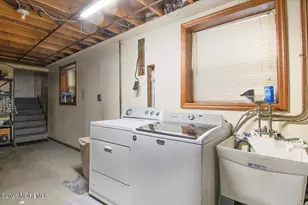 10 Elizabeth Ct, Edison, NJ 08817 - Photo 27