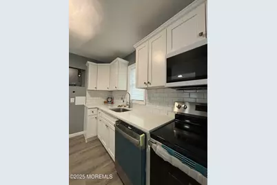 101 Seabreeze Way, Keansburg, NJ 07734 - Photo 21