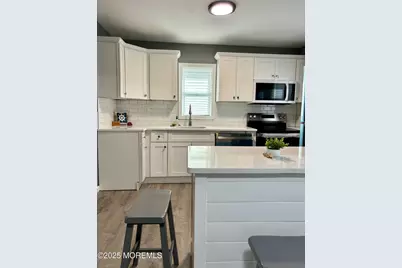 101 Seabreeze Way, Keansburg, NJ 07734 - Photo 19