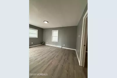 101 Seabreeze Way, Keansburg, NJ 07734 - Photo 17