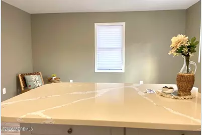 101 Seabreeze Way, Keansburg, NJ 07734 - Photo 9