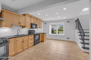 1584 Alamitos Dr, Lakewood, NJ 08701 - Photo 9