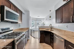 215 Century Way, Manalapan Township, NJ 07726 - Photo 9