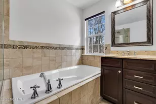 215 Century Way, Manalapan Township, NJ 07726 - Photo 19