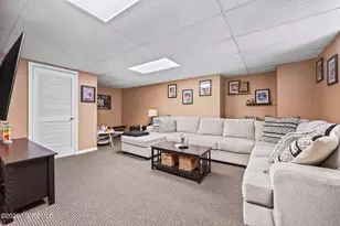 31 Atrium Way, Manalapan Township, NJ 07726 - Photo 25