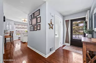 31 Atrium Way, Manalapan Township, NJ 07726 - Photo 3