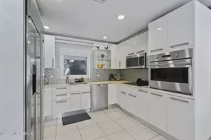 330 Plymouth Dr, Freehold, NJ 07728 - Photo 23