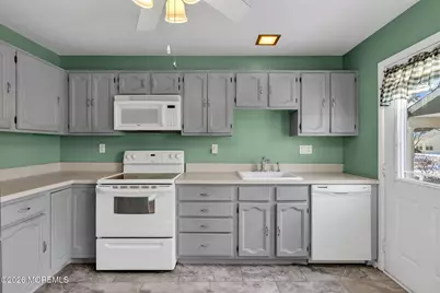 16 Harrogate Lane, Manchester Township, NJ 08759 - Photo 15