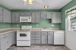 16 Harrogate Ln, Manchester Township, NJ 08759 - Photo 15