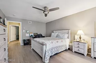 93 Halls Croft Rd, Freehold, NJ 07728 - Photo 25