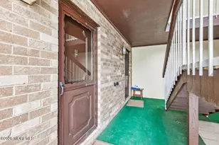 162 Cross Slope Ct, Manalapan Township, NJ 07726 - Photo 3