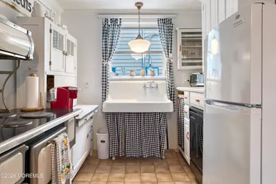 110 Heck Avenue, Ocean Grove, NJ 07756 - Photo 9