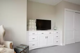 92 Drs James Parker Blvd, Red Bank, NJ 07701 - Photo 11