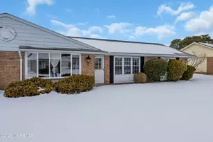 4B Cambridge Cir, Manchester Township, NJ 08759 - Photo 9