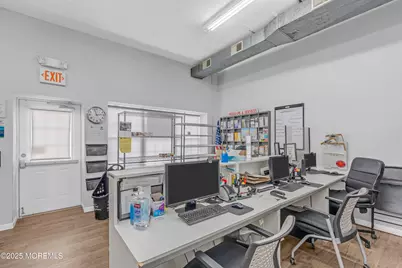 39 Throckmorton Street, Freehold, NJ 07728 - Photo 5