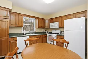 393 N Lake Dr, Brick, NJ 08724 - Photo 19