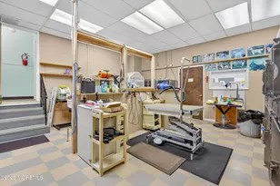 202 Woodland Dr, Lincroft, NJ 07738 - Photo 5