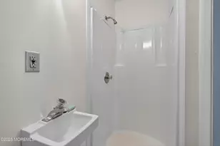 202 Woodland Dr, Lincroft, NJ 07738 - Photo 21