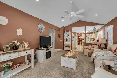 18 Rosewood Court, Lakewood, NJ 08701 - Photo 35