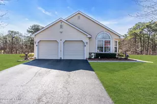 18 Rosewood Ct, Lakewood, NJ 08701 - Photo 5