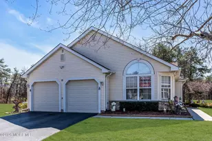 18 Rosewood Ct, Lakewood, NJ 08701 - Photo 3