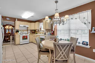 18 Rosewood Ct, Lakewood, NJ 08701 - Photo 27