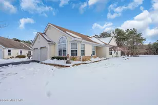 18 Rosewood Ct, Lakewood, NJ 08701 - Photo 3