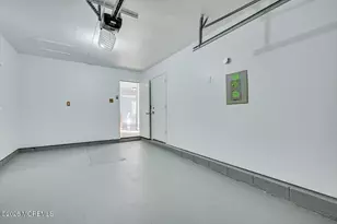 6 Twain Ct, Freehold, NJ 07728 - Photo 29