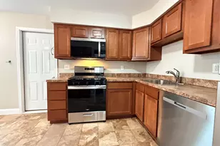 6 Twain Ct, Freehold, NJ 07728 - Photo 7