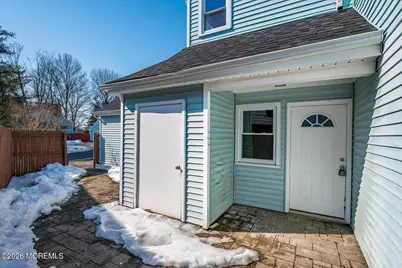 6 Twain Court, Freehold, NJ 07728 - Photo 5