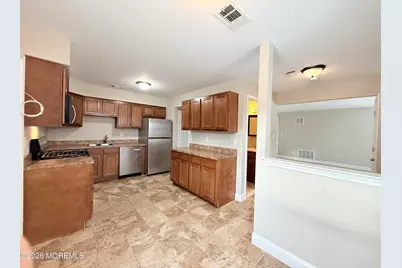 6 Twain Court, Freehold, NJ 07728 - Photo 11