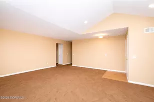 11 Ivy Hill Rd, Lakewood, NJ 08701 - Photo 5